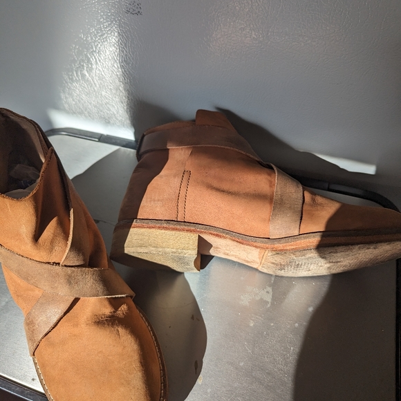 Free People Las Palmas distressed leather ankle boots size 5.5 - Picture 8 of 12